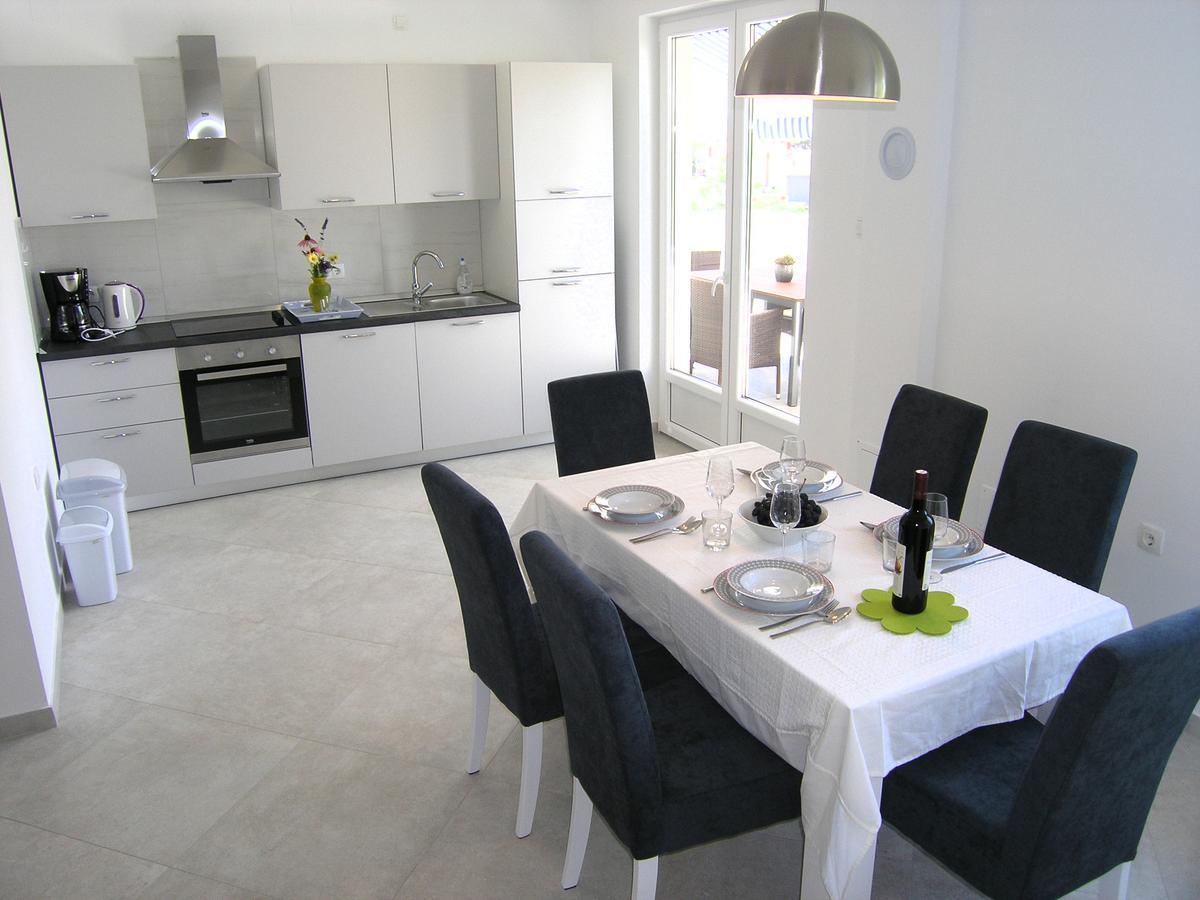 Apartman Danijel Krk Town Exterior photo