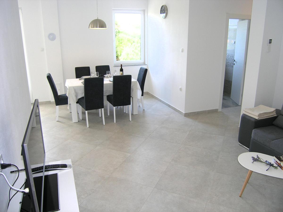 Apartman Danijel Krk Town Exterior photo