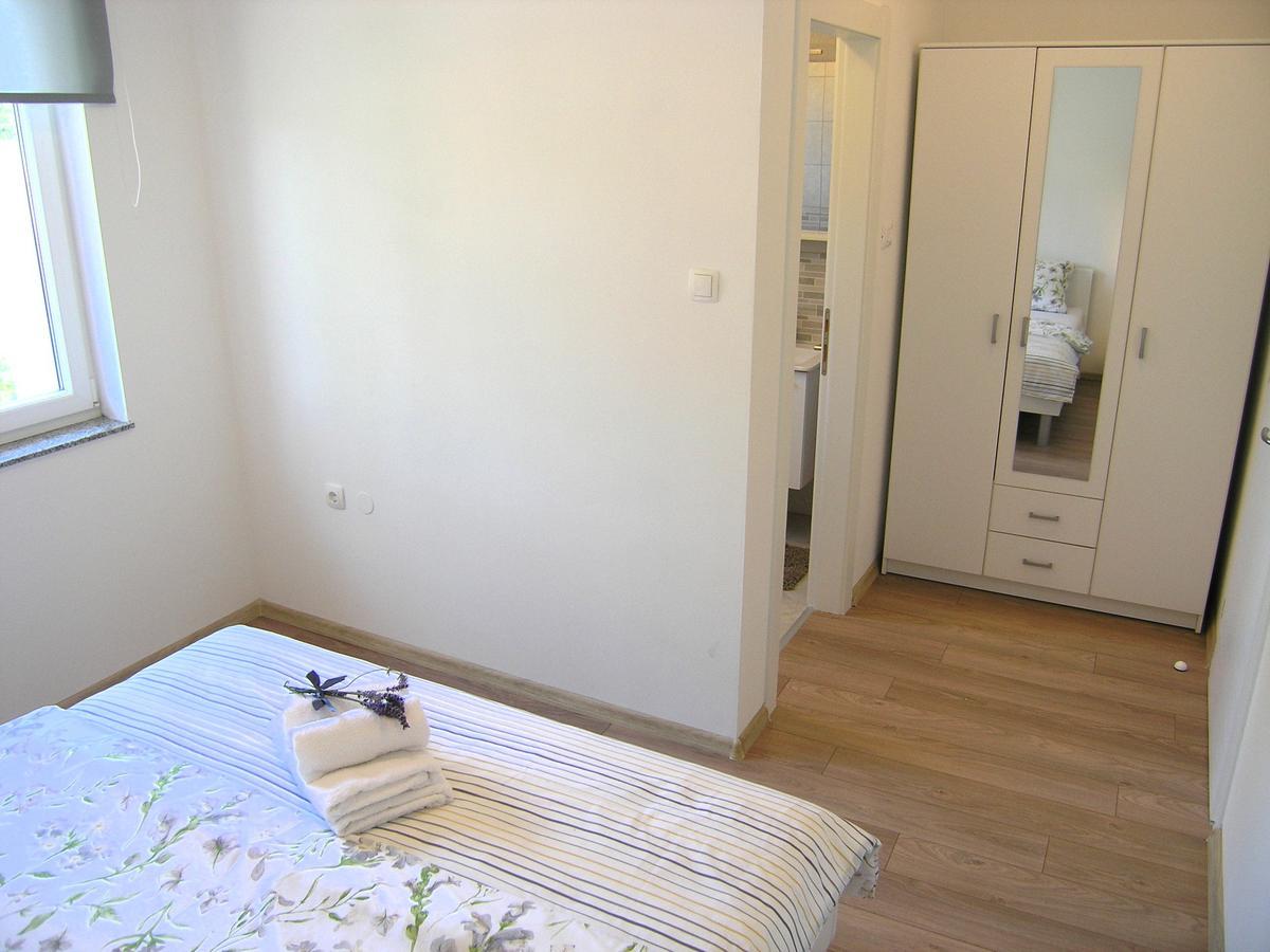 Apartman Danijel Krk Town Exterior photo