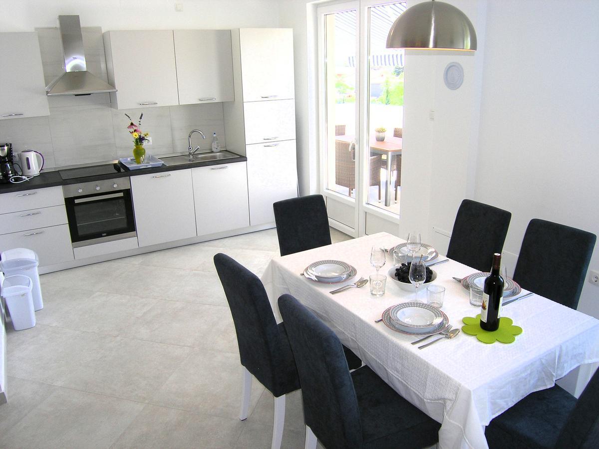 Apartman Danijel Krk Town Exterior photo