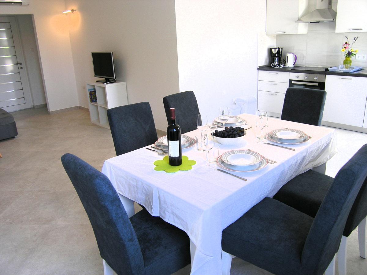 Apartman Danijel Krk Town Exterior photo